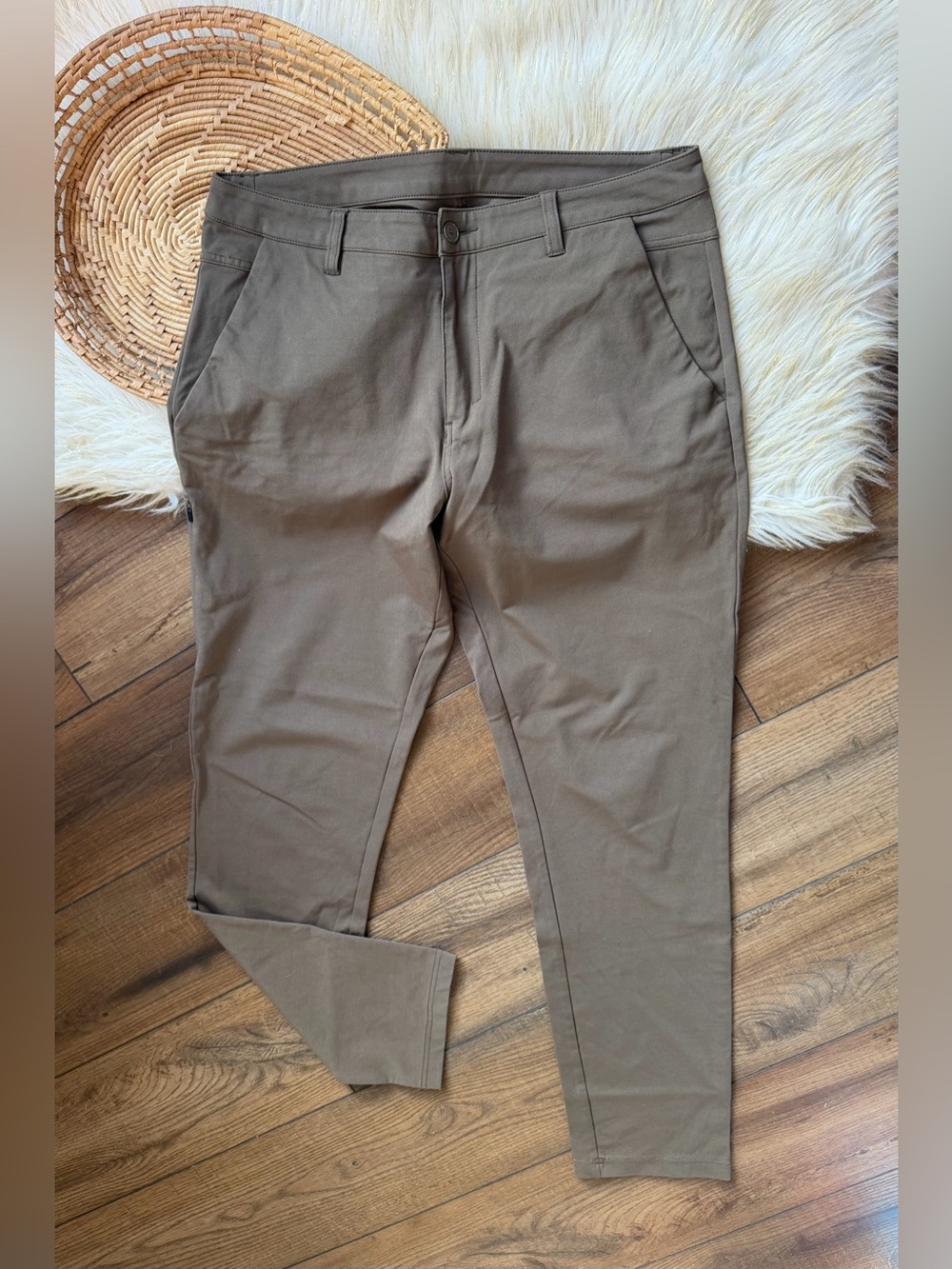 BYLT Basics Green Taupe Everyday Pant 2.0 Men’s Size 36 Tall